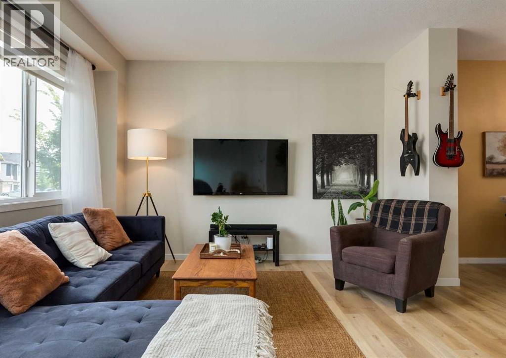 71 Seton Gardens SE, Calgary, Alberta  T3M 2Y5 - Photo 3 - A2338613
