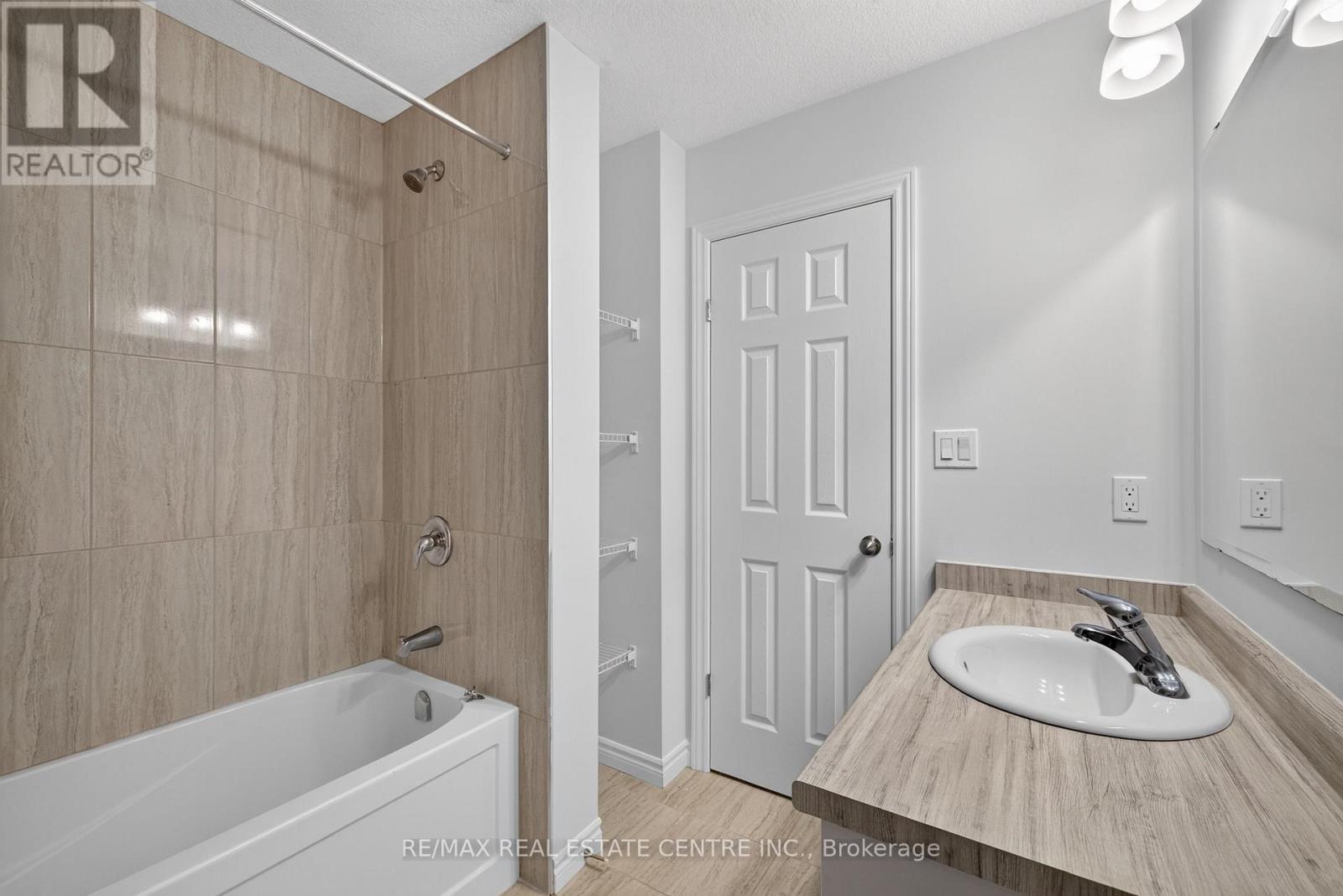 296 Bradshaw Drive, Stratford, Ontario N5A 0K2 - Photo 41 - X13698384
