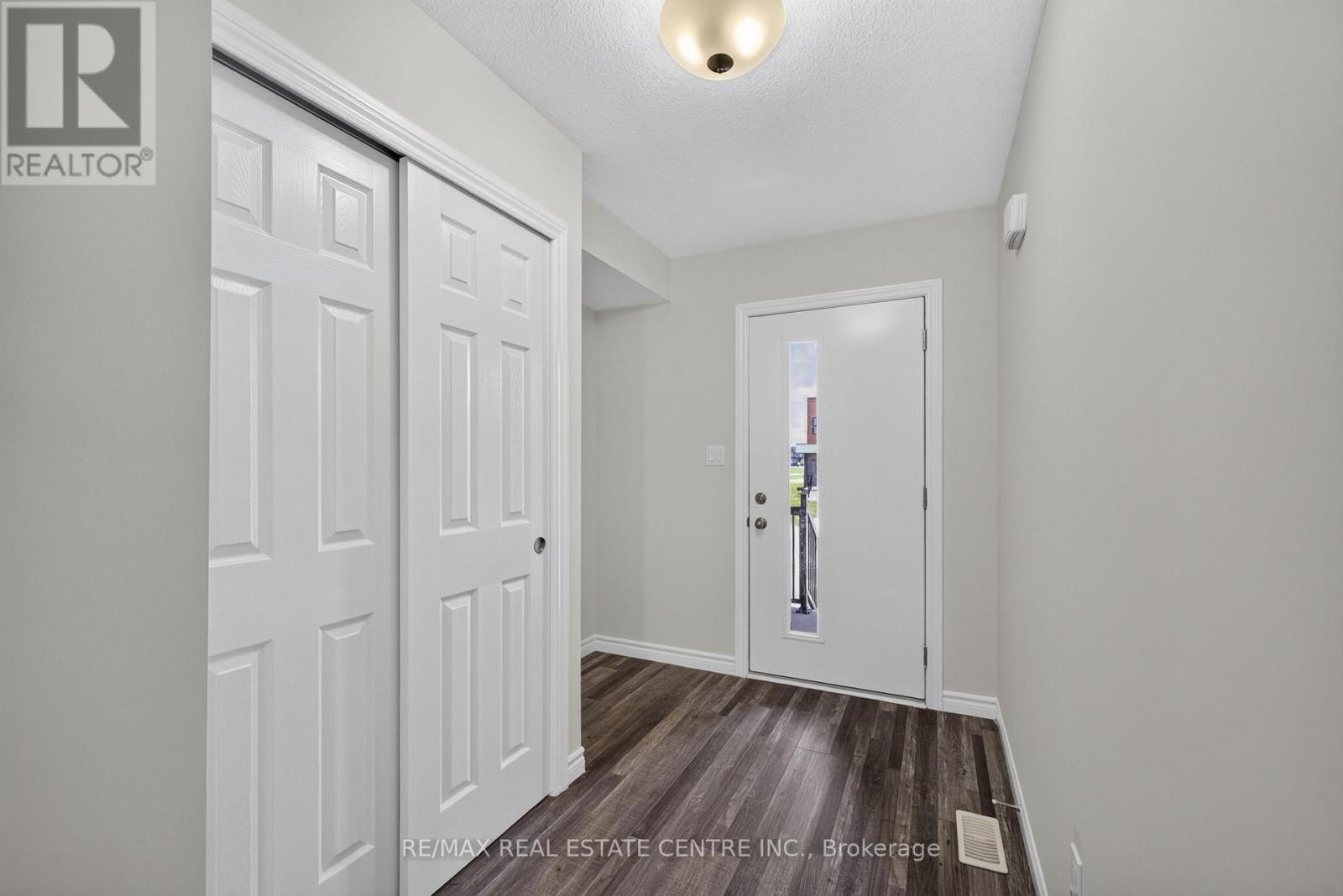296 Bradshaw Drive, Stratford, Ontario N5A 0K2 - Photo 7 - X13698384