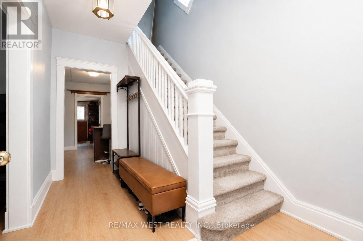 217 Hexam Street, Cambridge, Ontario  N3H 4A3 - Photo 5 - X13698394