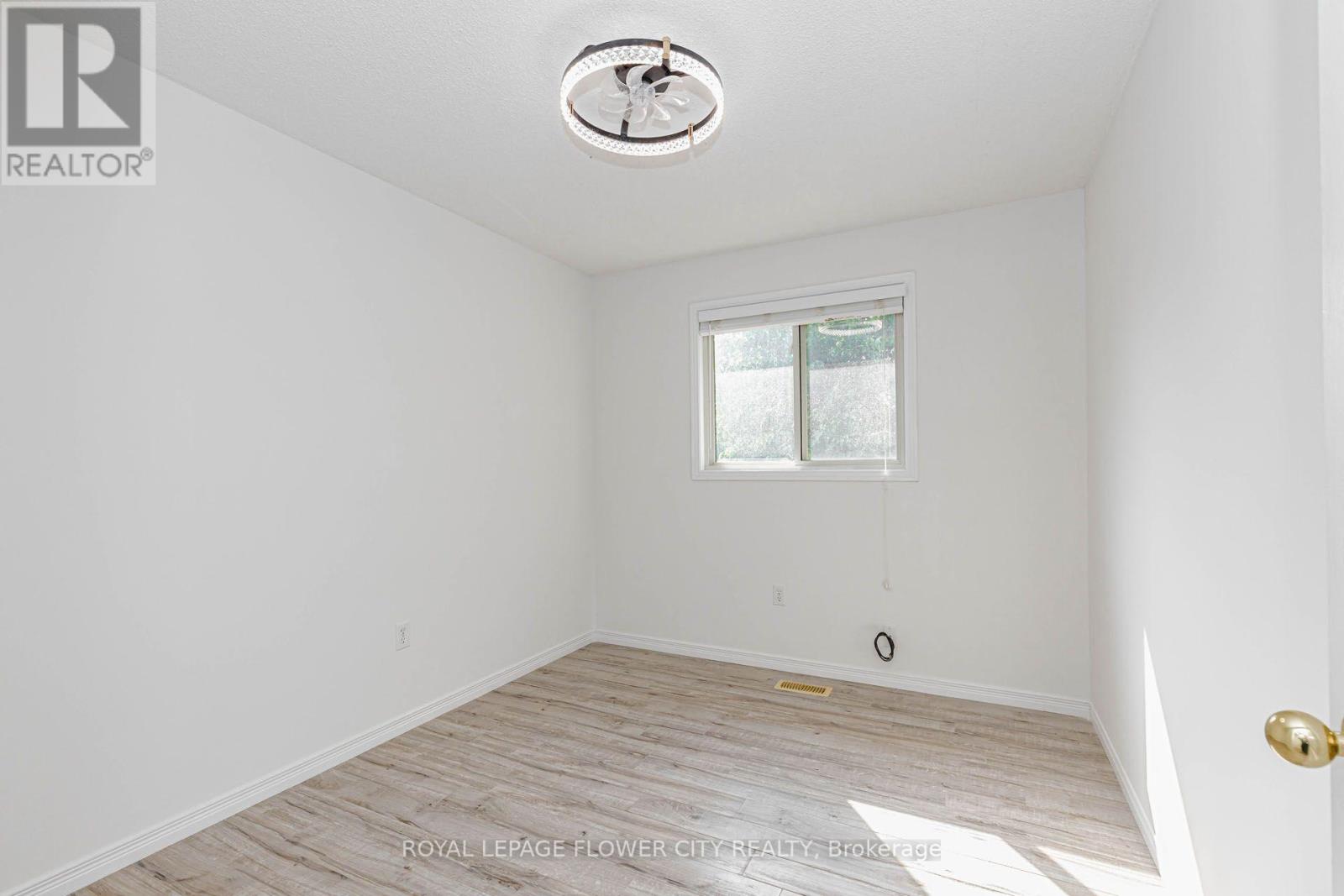 47 Queensway Drive, Strathroy-Caradoc, Ontario N7G 4M2 - Photo 29 - X13698406