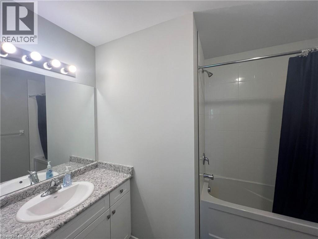 50 Pinnacle Drive Unit# 61, Kitchener, Ontario  N2P 0H8 - Photo 12 - 40857414