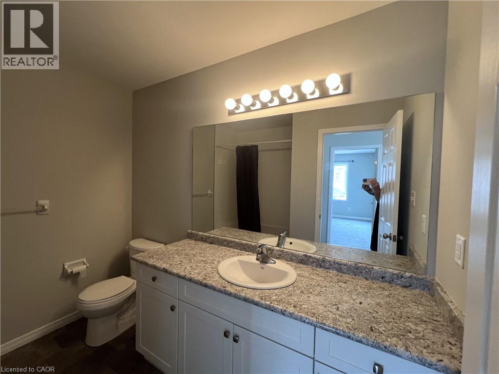 50 Pinnacle Drive Unit# 61, Kitchener, Ontario  N2P 0H8 - Photo 9 - 40857414