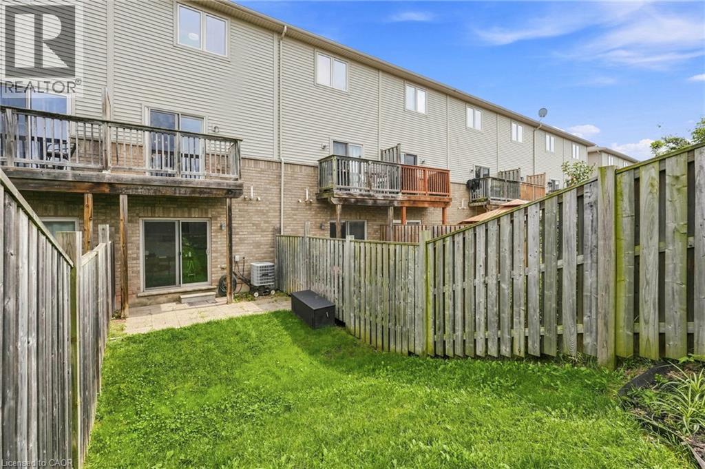 31 Edenrock Drive, Stoney Creek, Ontario  L8E 0G6 - Photo 41 - 40851404
