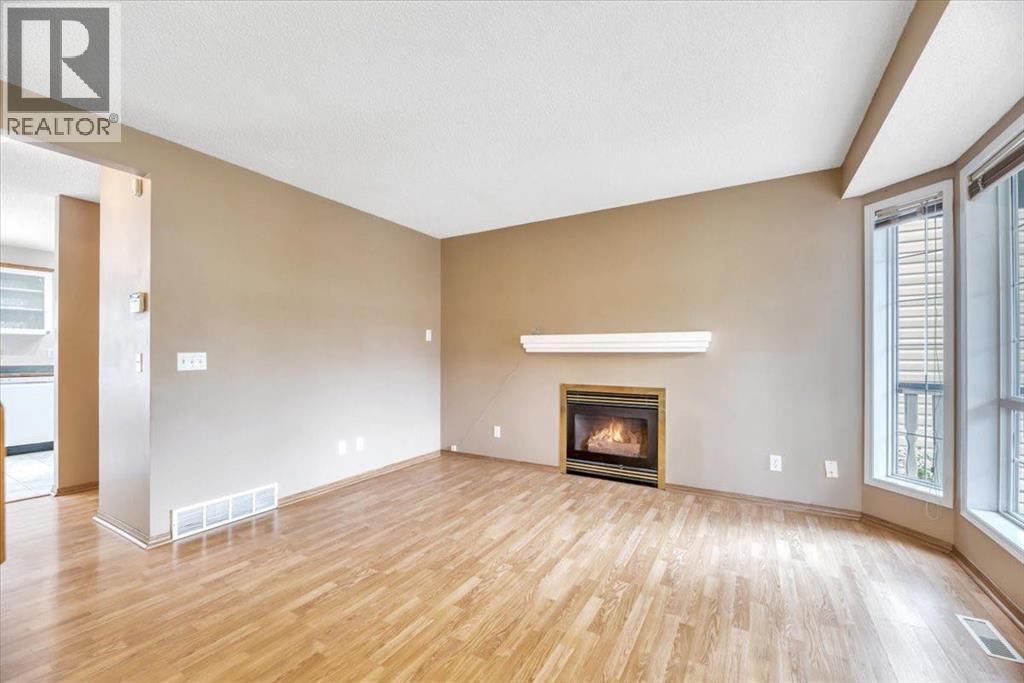 131 Hidden Way NW, Calgary, Alberta  T3A 5S7 - Photo 10 - A2337701