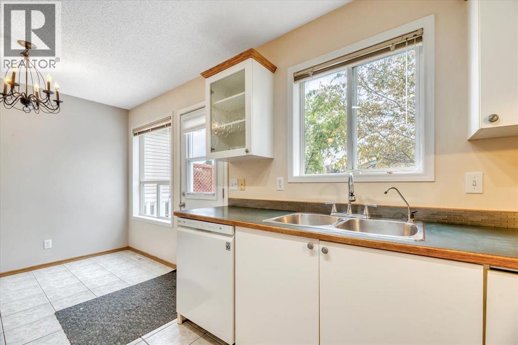 131 Hidden Way NW, Calgary, Alberta  T3A 5S7 - Photo 14 - A2337701