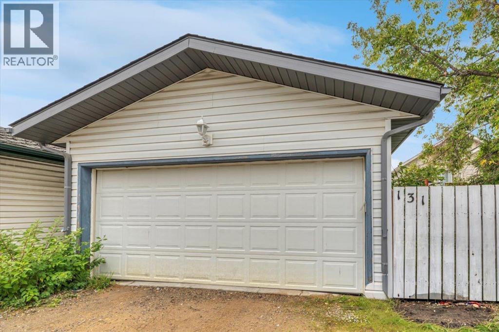 131 Hidden Way NW, Calgary, Alberta  T3A 5S7 - Photo 6 - A2337701