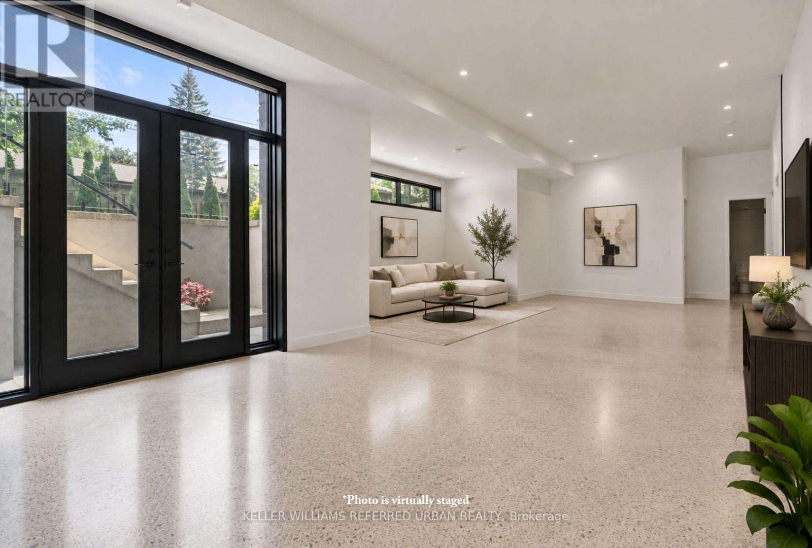 27 Berkinshaw Crescent, Toronto, Ontario  M3B 2T1 - Photo 37 - C13696594