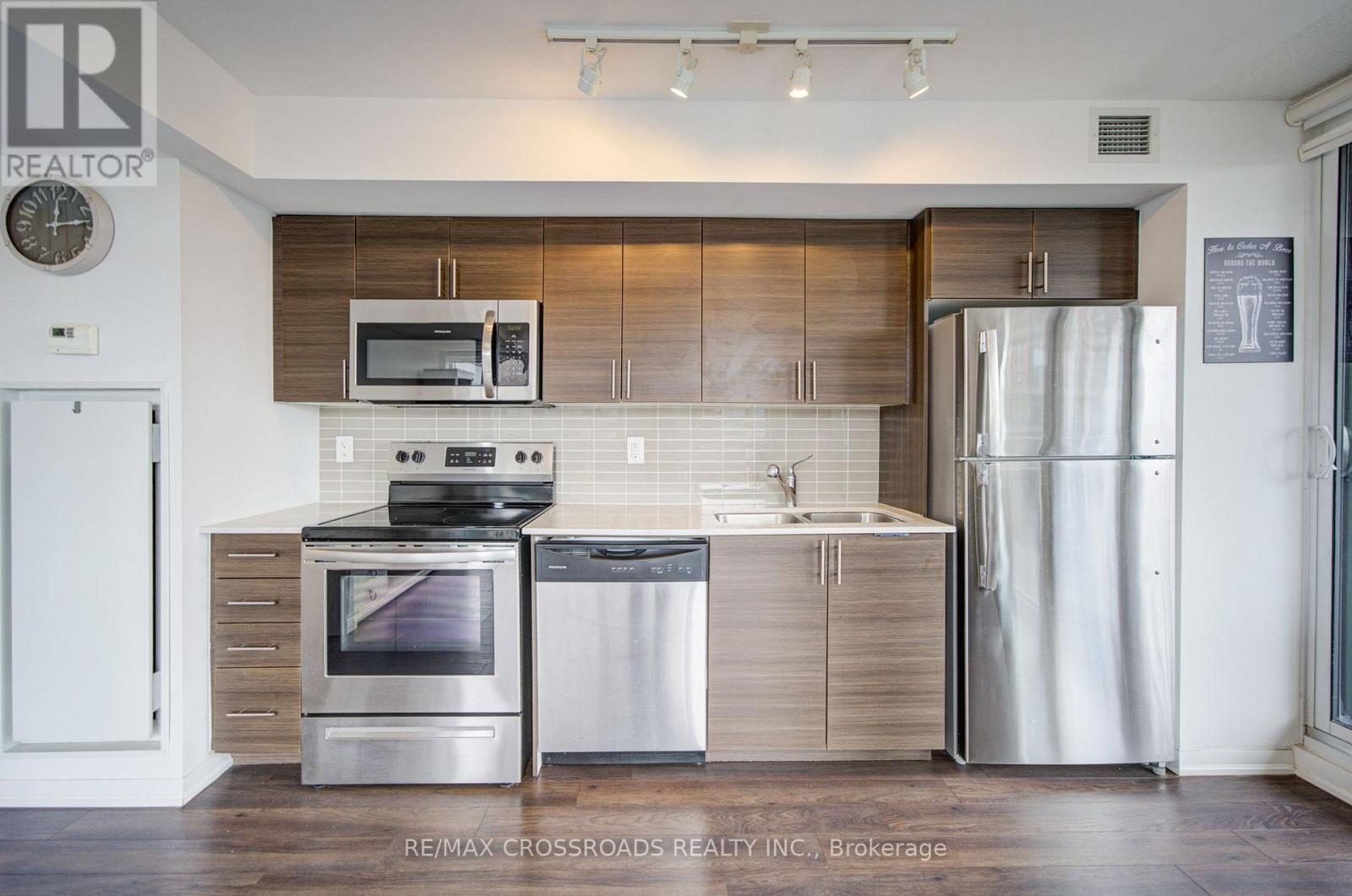 1209 - 3091 Dufferin Street, Toronto, Ontario  M6A 0C4 - Photo 8 - W13684104