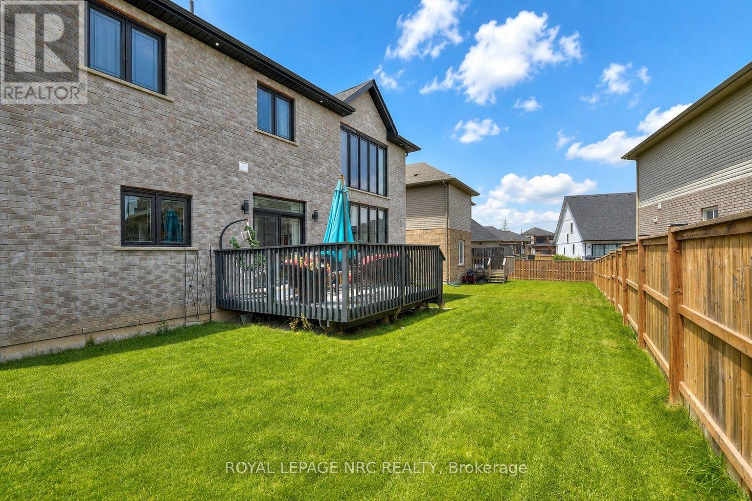 31 Bergenstein Crescent, Pelham, Ontario  L3E 0A3 - Photo 2 - X13698432