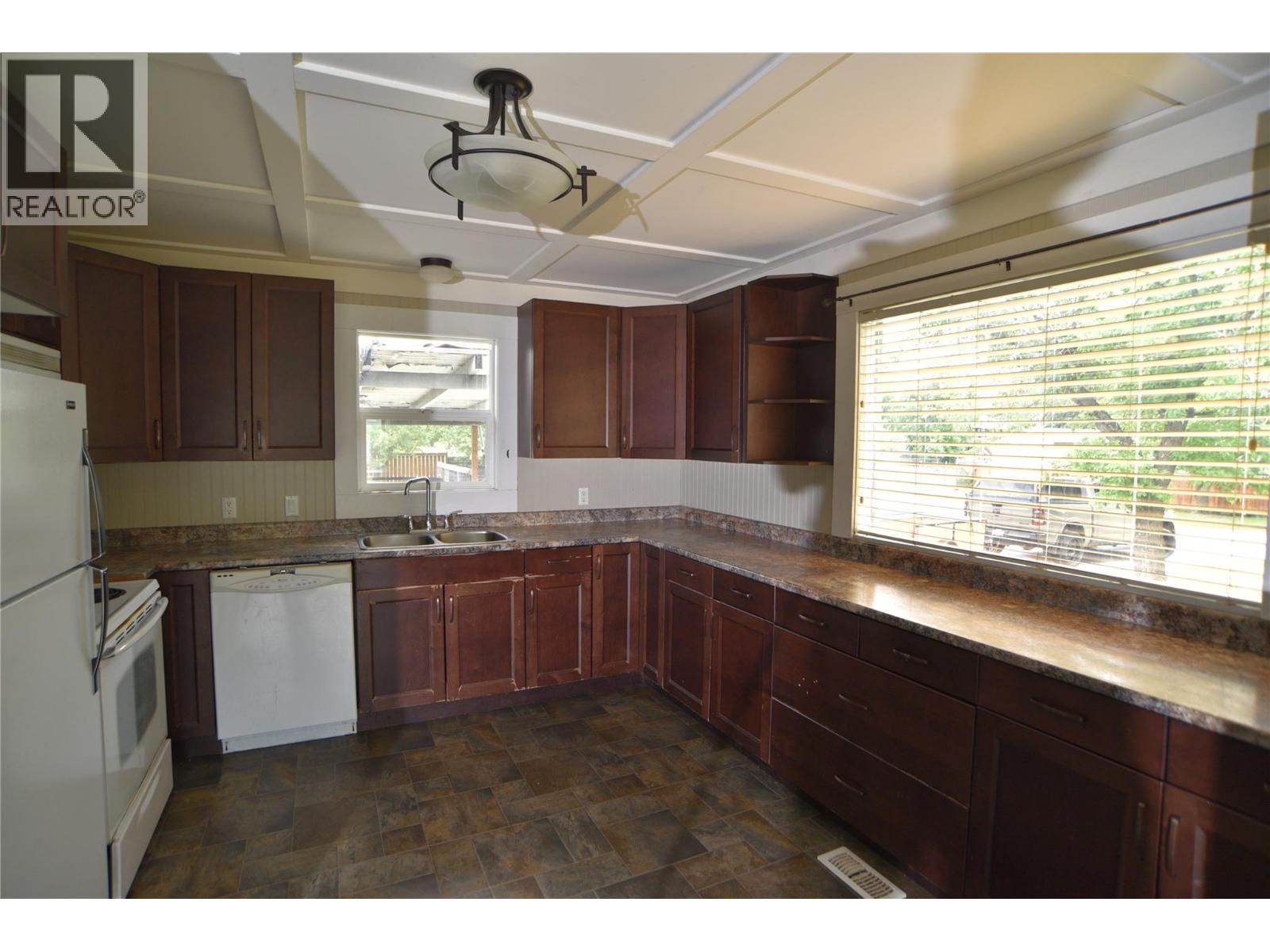 6624 19th Street, Grand Forks, British Columbia  V0H 1H0 - Photo 18 - 10390082