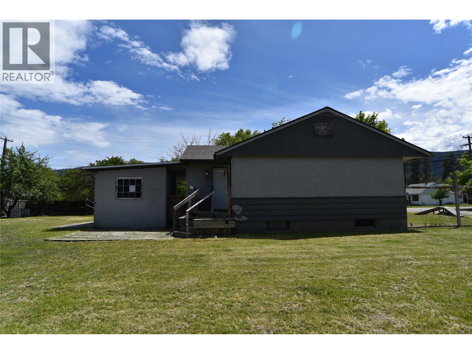 6624 19th Street, Grand Forks, British Columbia  V0H 1H0 - Photo 9 - 10390082