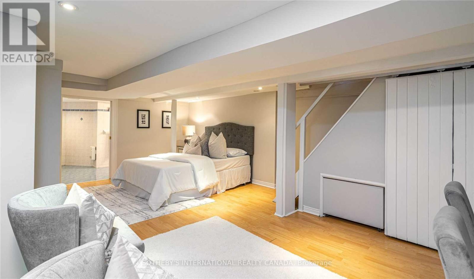 LOWER - 213 SHAW STREET, Toronto, Ontario