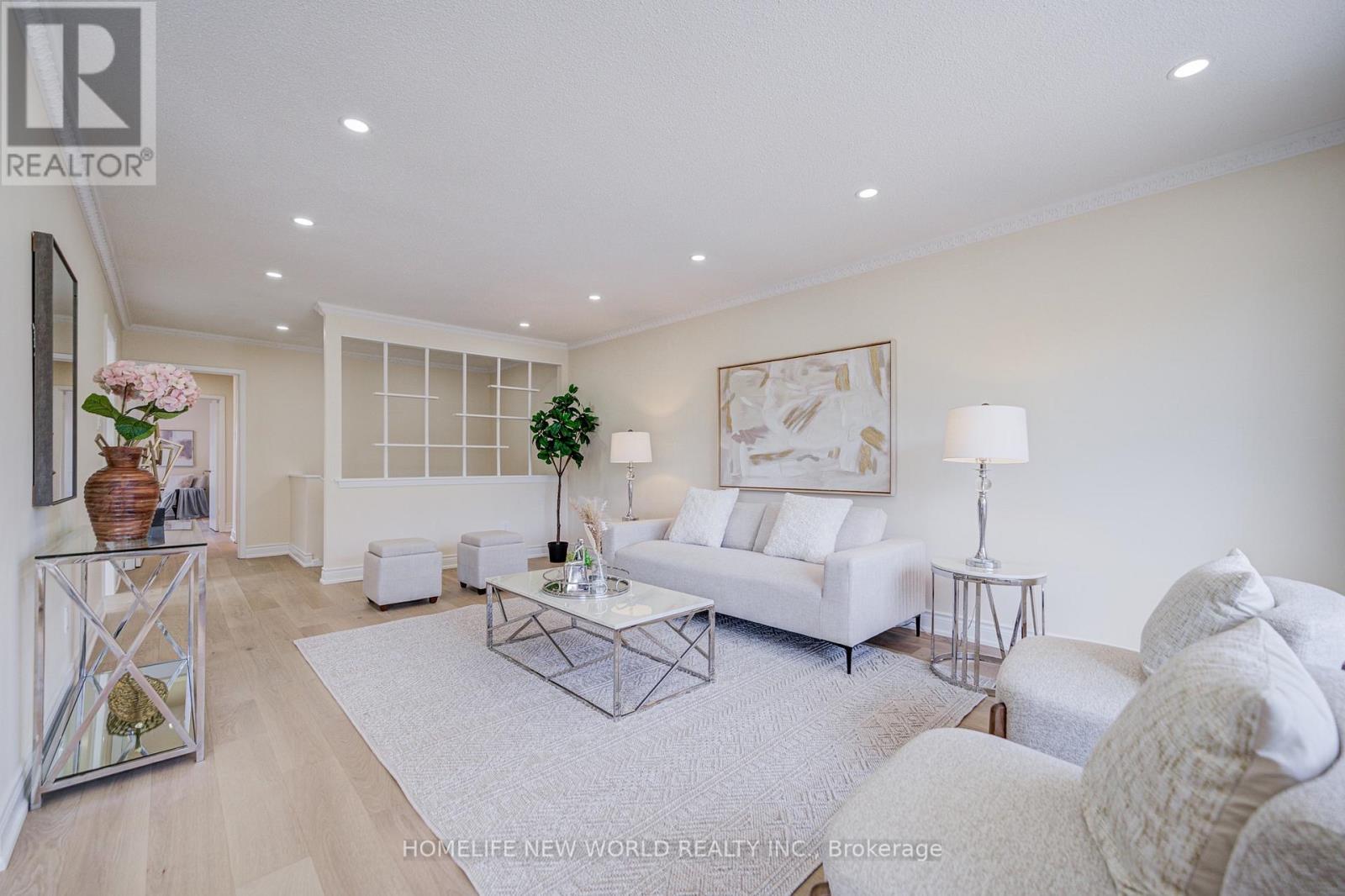 46 Tineta Crescent, Toronto, Ontario M1S 2Y6 - Photo 11 - E13698418