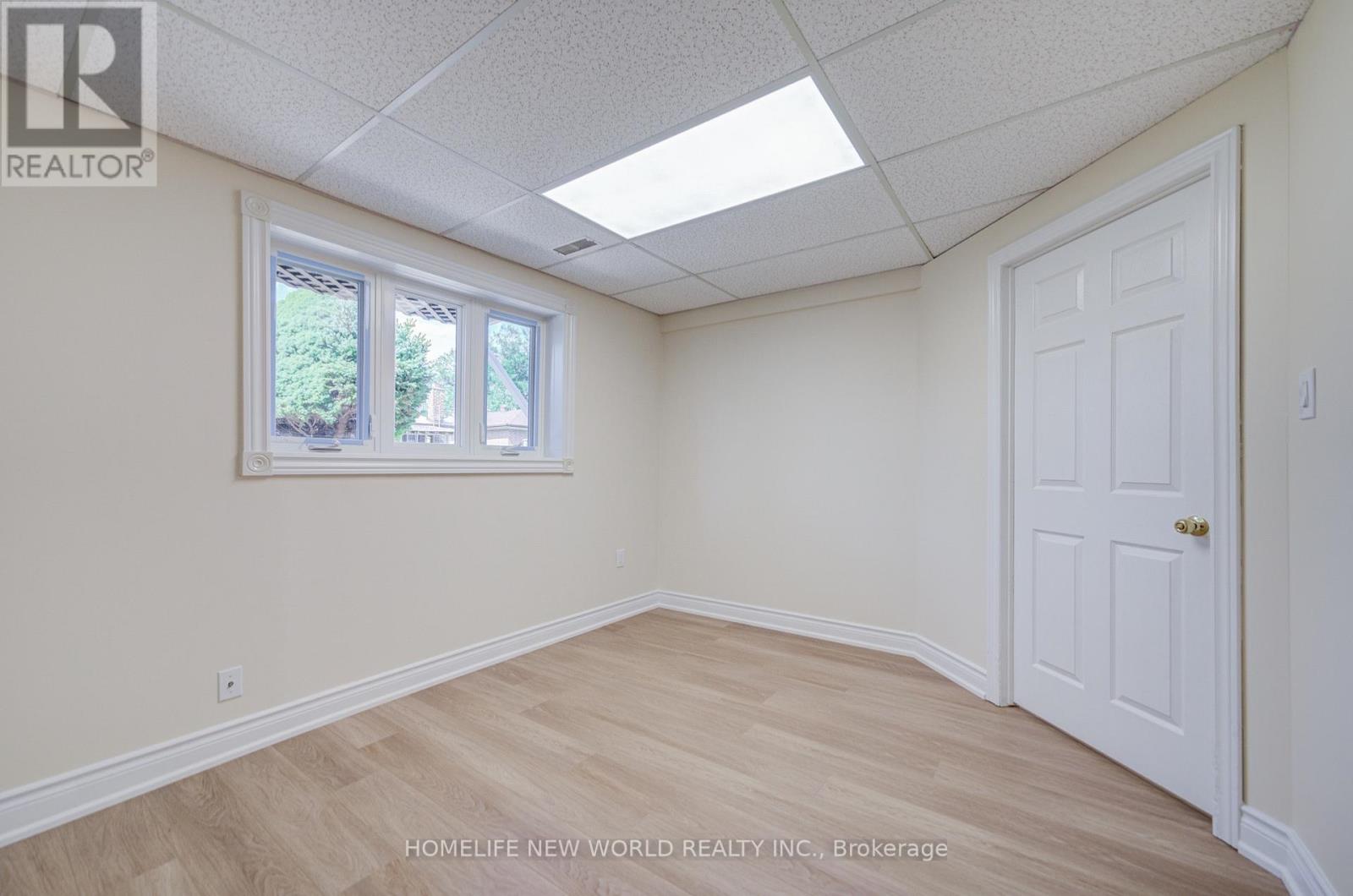 46 Tineta Crescent, Toronto, Ontario M1S 2Y6 - Photo 6 - E13698418
