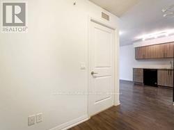 219 - 30 Meadowglen Place, Toronto, Ontario M1G 0A6 - Photo 8 - E13698420