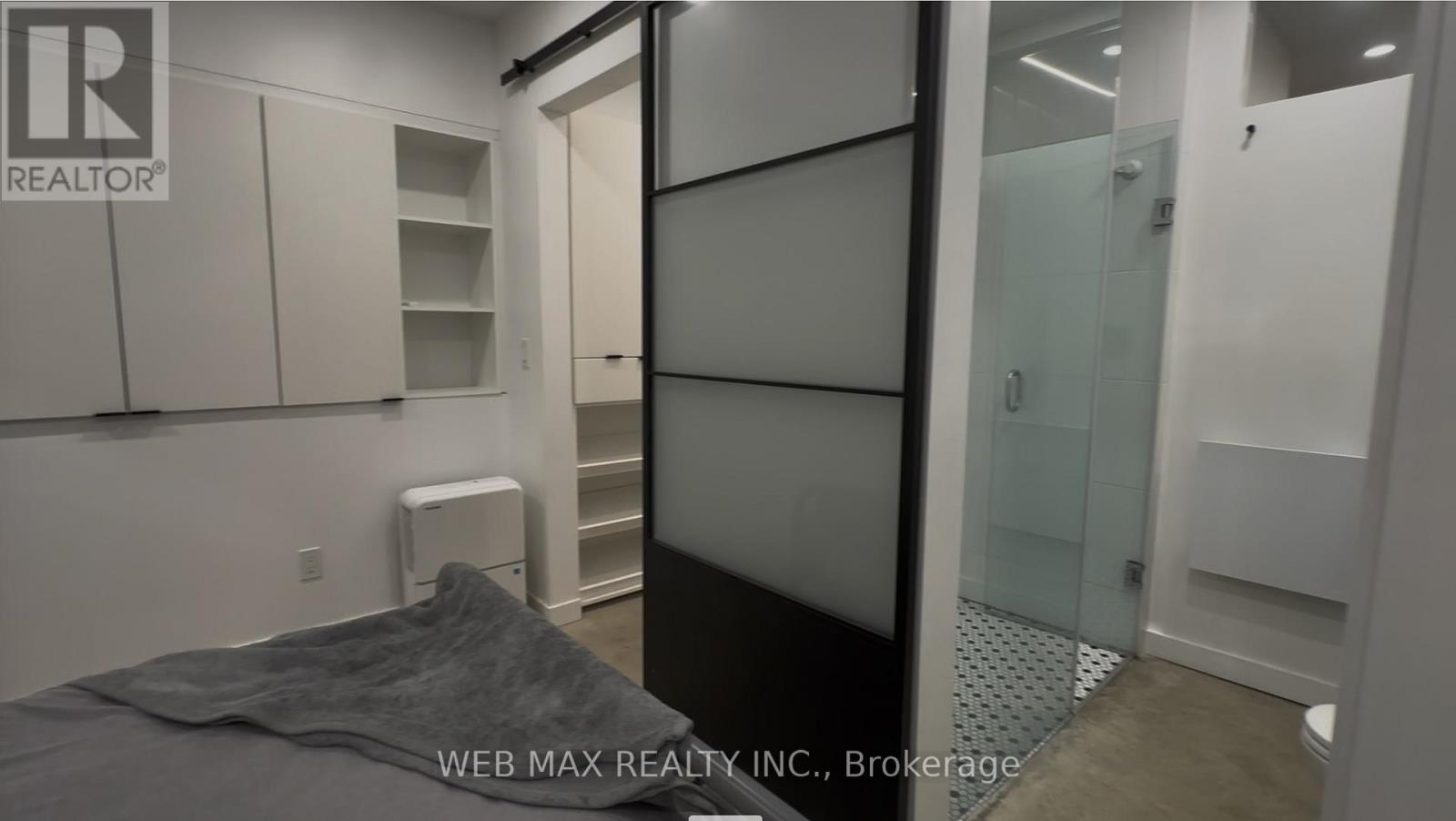 2 - 173 Milverton Boulevard, Toronto, Ontario  M4J 1V2 - Photo 8 - E13698426
