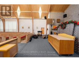1 - 233 WESTVIEW BOULEVARD, Toronto, Ontario