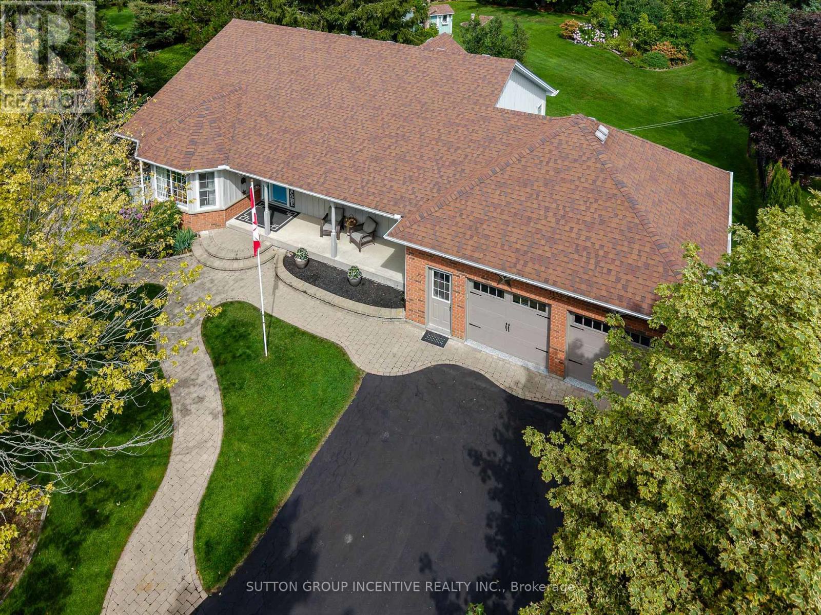 1326 Gilford Road, Innisfil, Ontario  L0L 1R0 - Photo 4 - N13698412