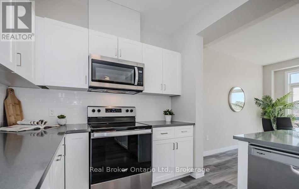 66 Ayr Meadows Crescent, North Dumfries, Ontario  N0B 1E0 - Photo 10 - X13698472