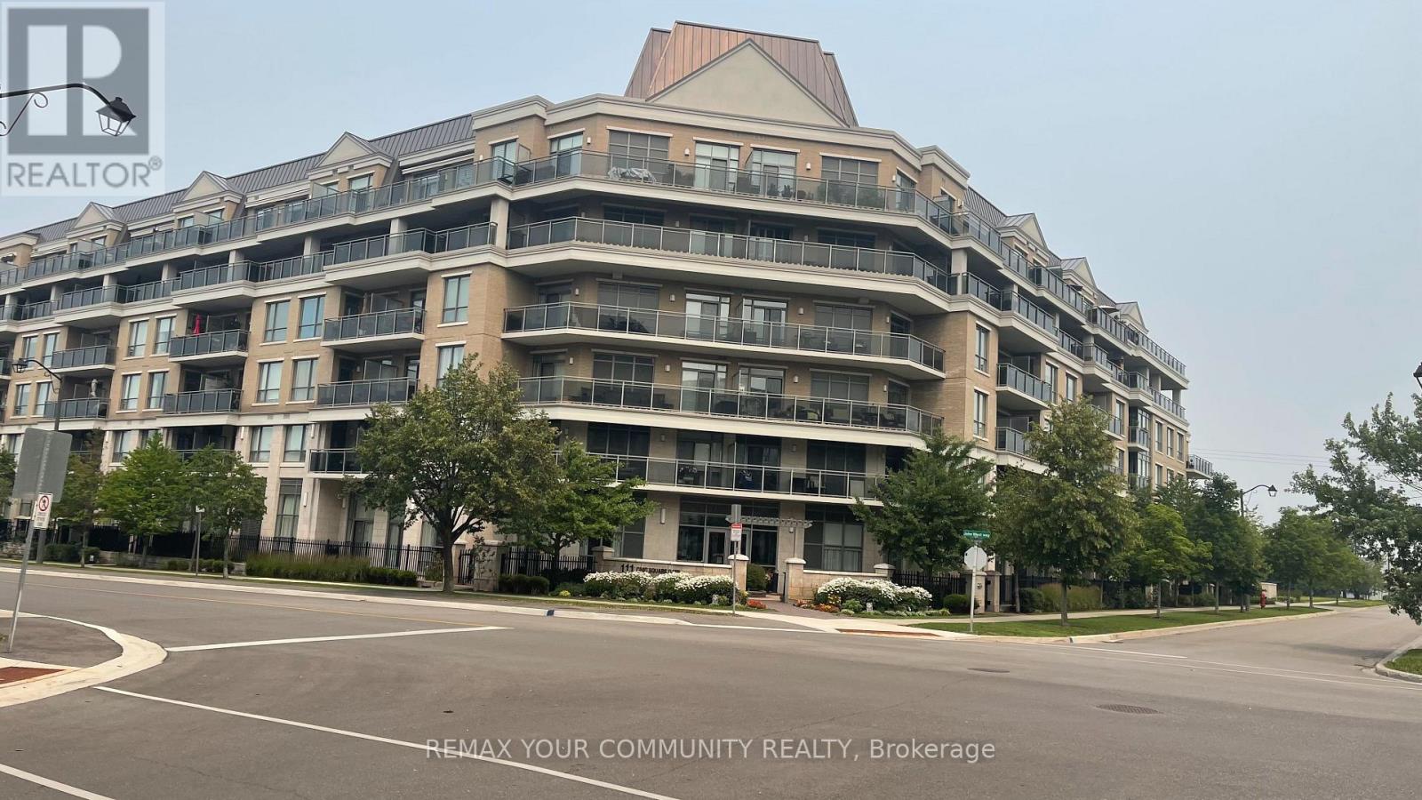 222 - 111 Civic Square Gate, Aurora, Ontario  L4G 0S6 - Photo 2 - N13578612