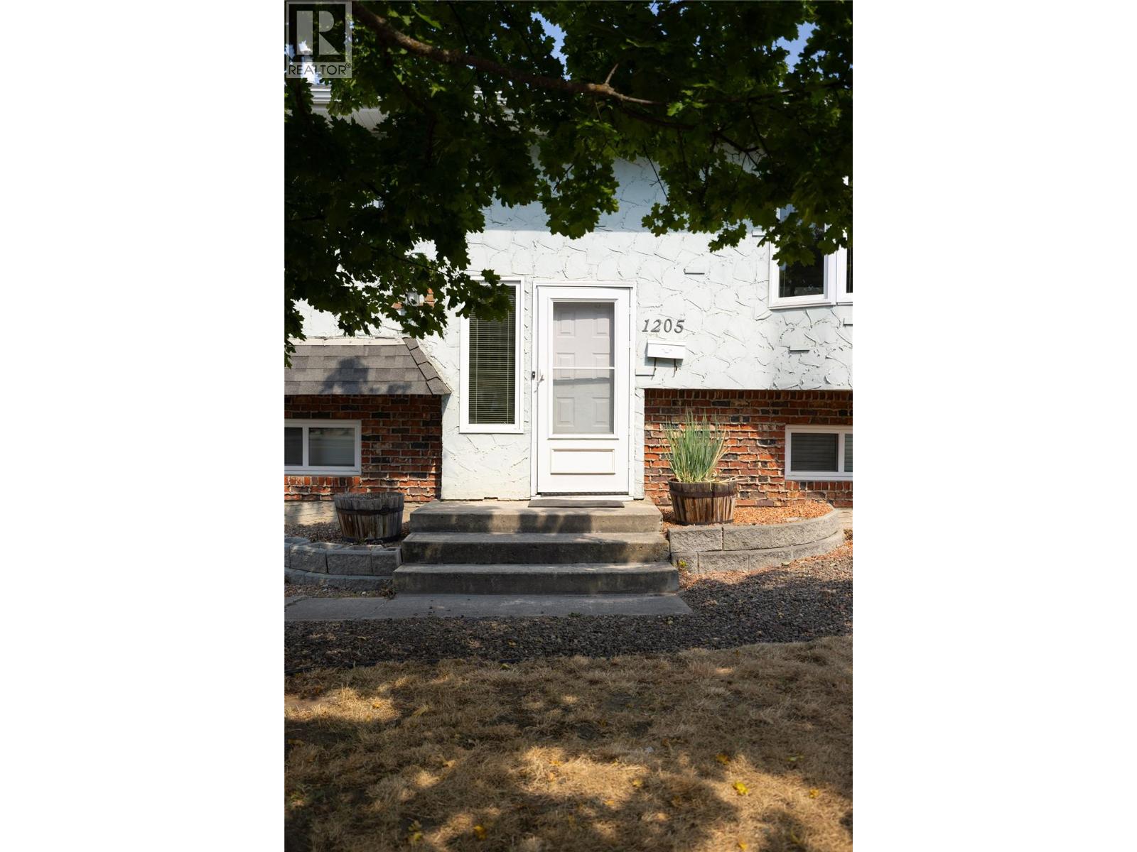 1205 43 Avenue, Vernon, British Columbia  V1T 8J9 - Photo 39 - 10398249