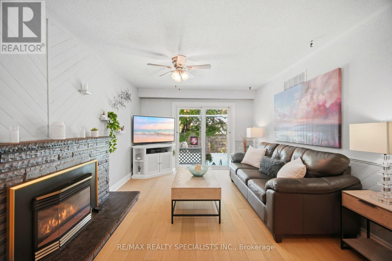 3673 Fieldgate Drive, Mississauga, Ontario  L4X 2J8 - Photo 21 - W13698434
