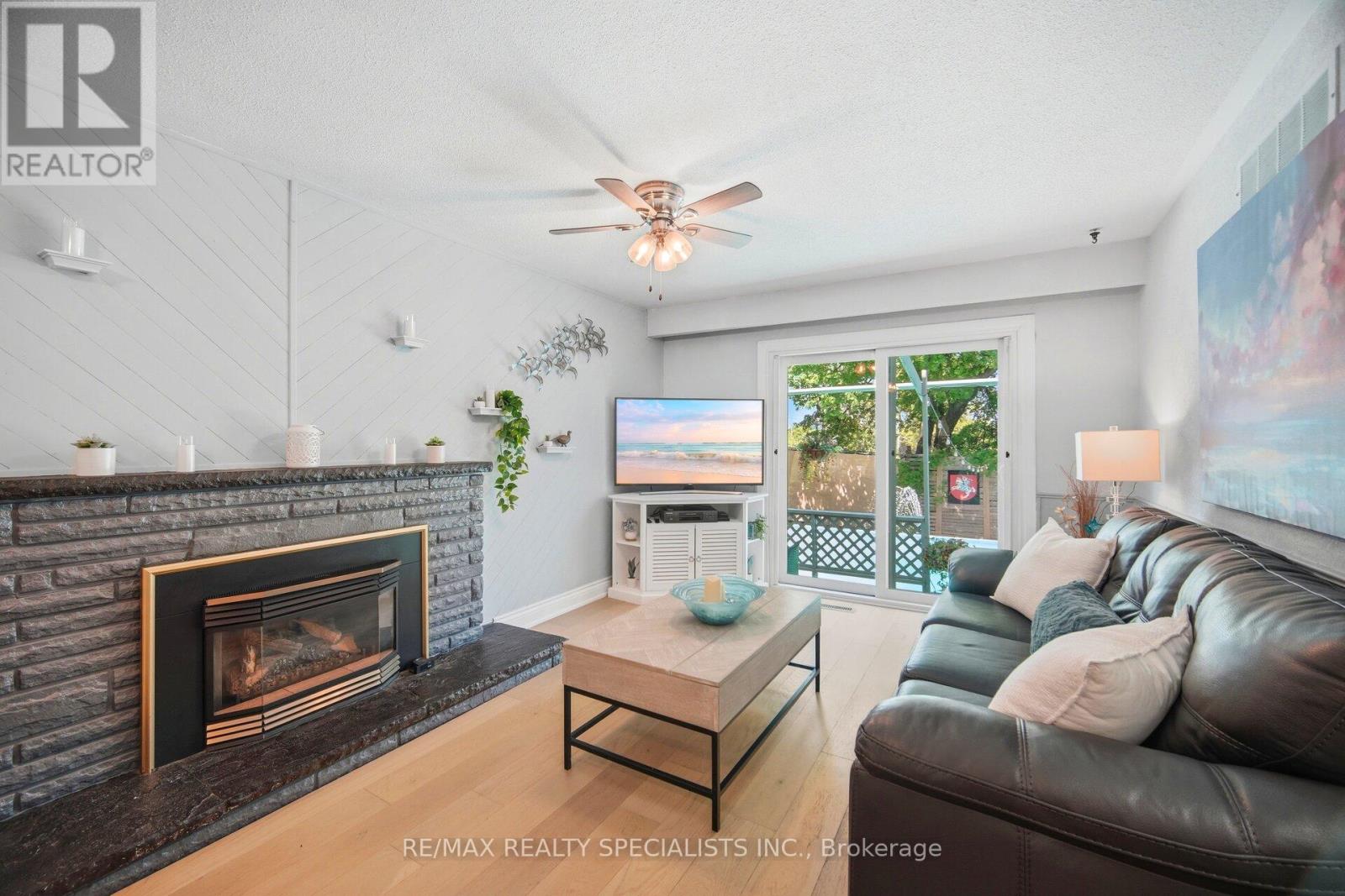 3673 Fieldgate Drive, Mississauga, Ontario  L4X 2J8 - Photo 22 - W13698434