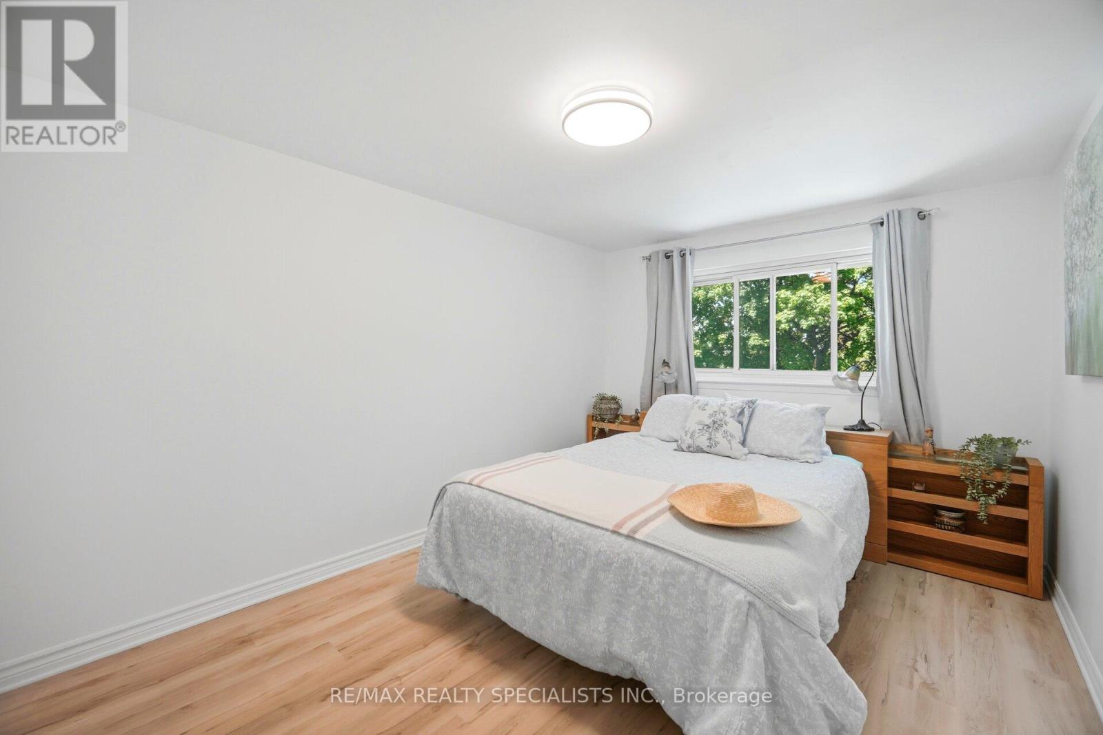 3673 Fieldgate Drive, Mississauga, Ontario  L4X 2J8 - Photo 32 - W13698434