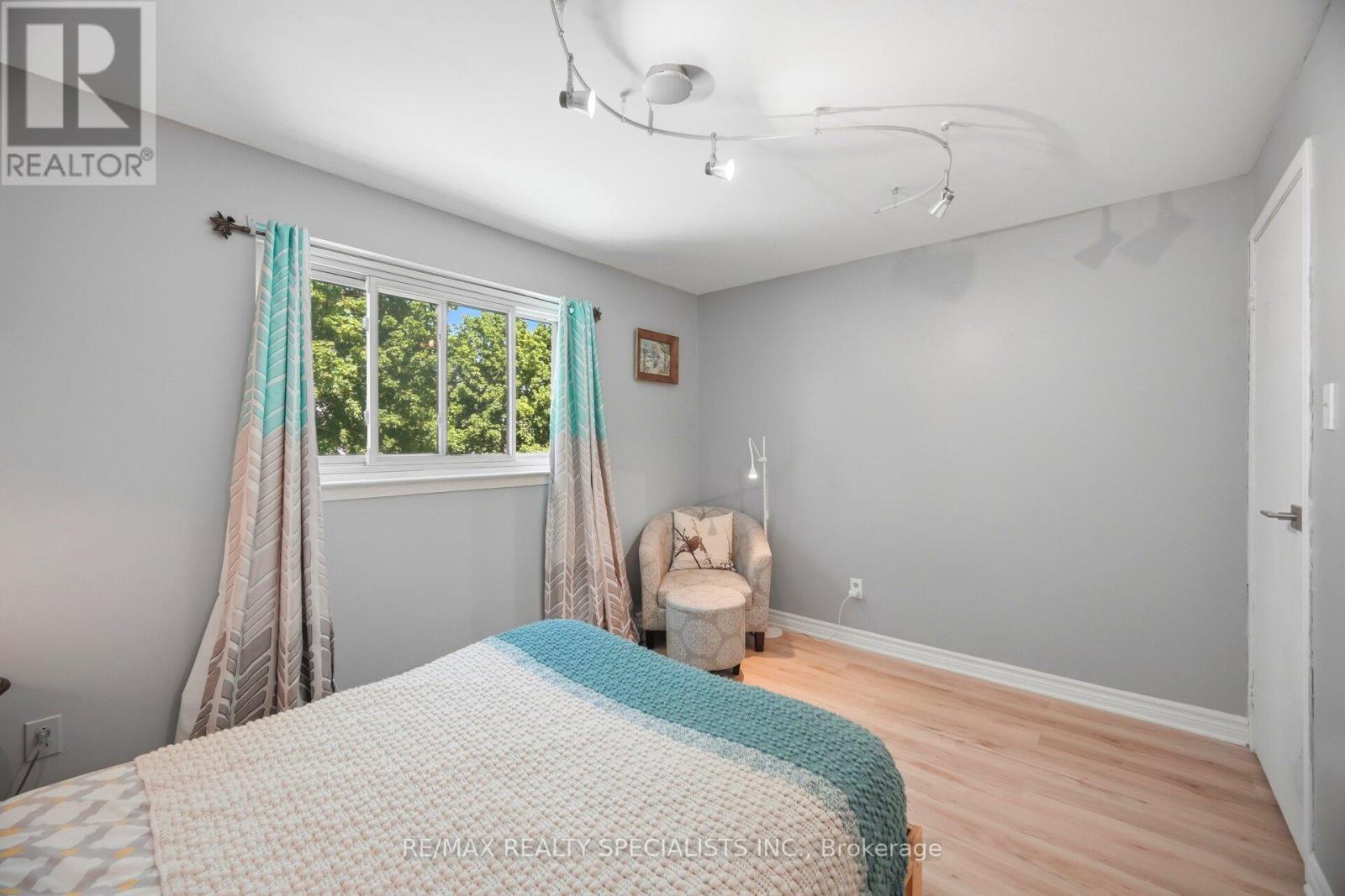 3673 Fieldgate Drive, Mississauga, Ontario  L4X 2J8 - Photo 35 - W13698434