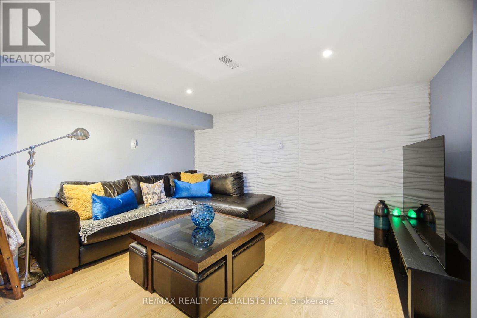 3673 Fieldgate Drive, Mississauga, Ontario  L4X 2J8 - Photo 43 - W13698434