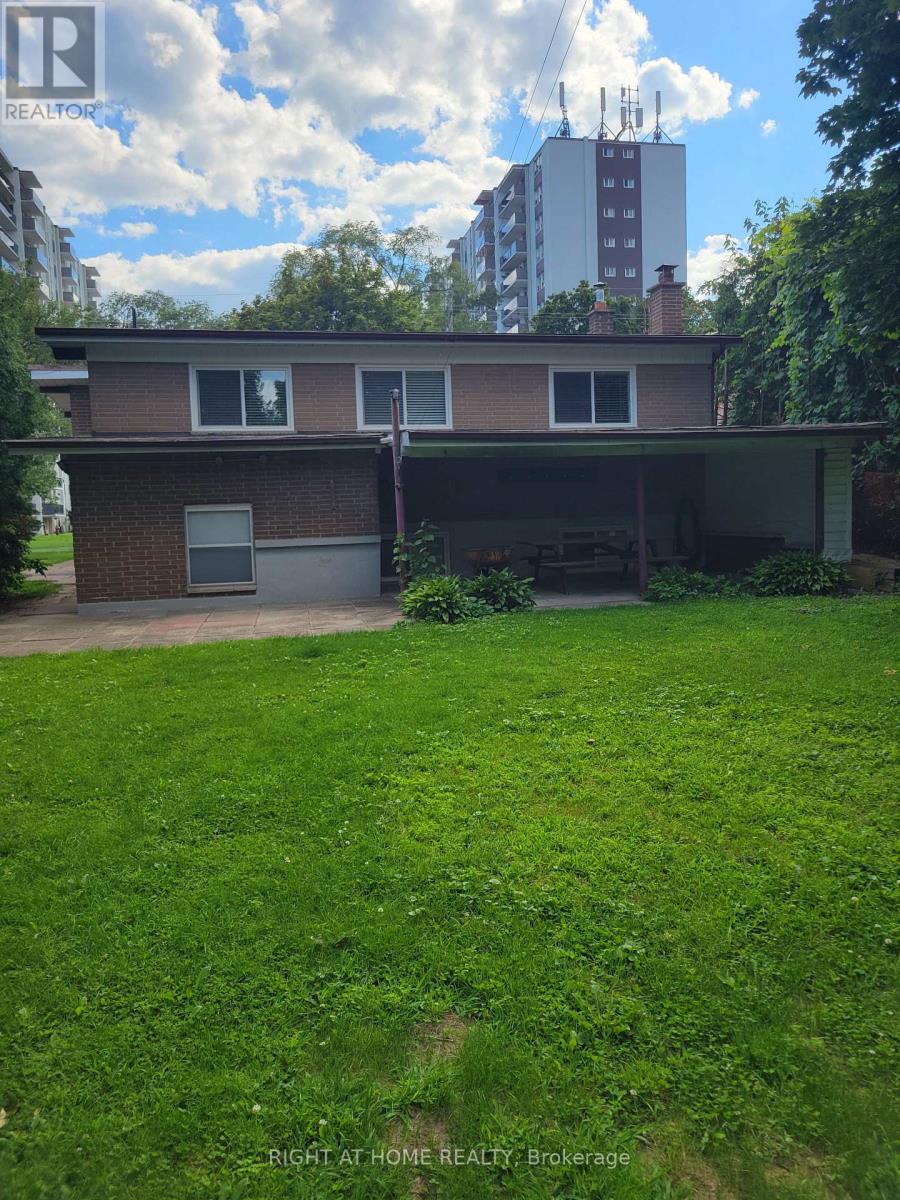 2575 Argyle Road, Mississauga, Ontario  L5B 1V4 - Photo 4 - W13698440