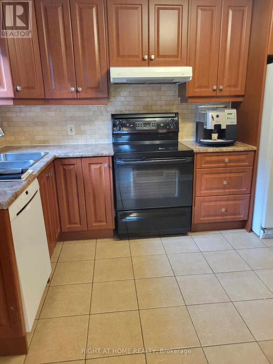 2575 Argyle Road, Mississauga, Ontario  L5B 1V4 - Photo 8 - W13698440