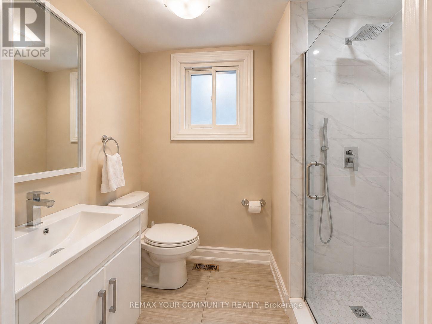 2508 Cobbinshaw Circle, Mississauga, Ontario  L5N 2G3 - Photo 10 - W13698442