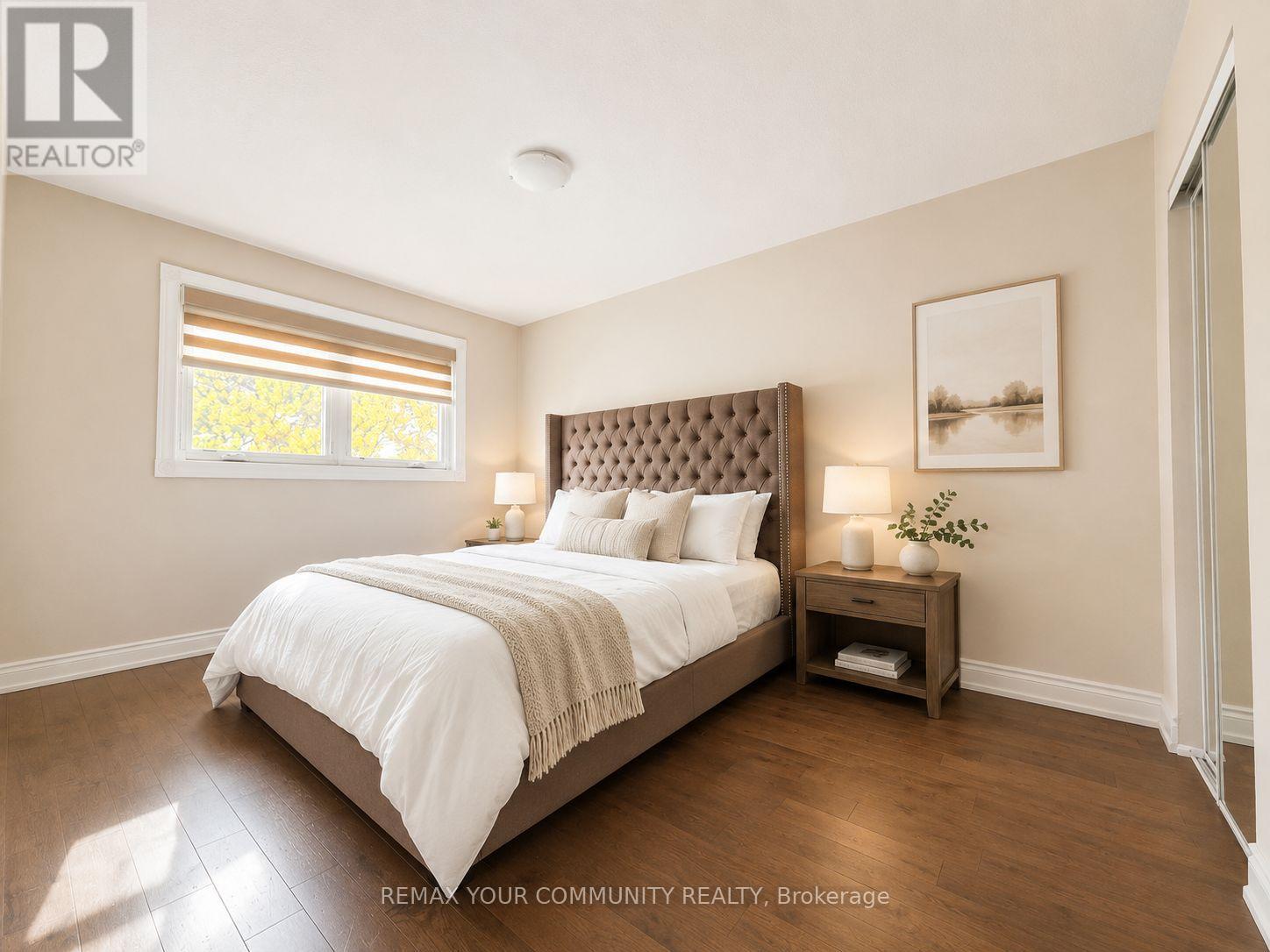 2508 Cobbinshaw Circle, Mississauga, Ontario  L5N 2G3 - Photo 5 - W13698442