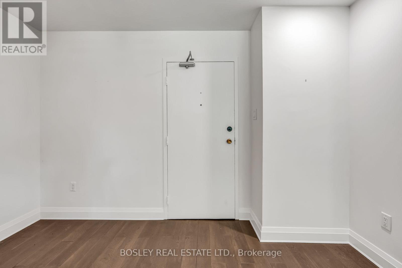 112 - 966 Inverhouse Drive, Mississauga, Ontario  L5J 4B6 - Photo 6 - W13698448