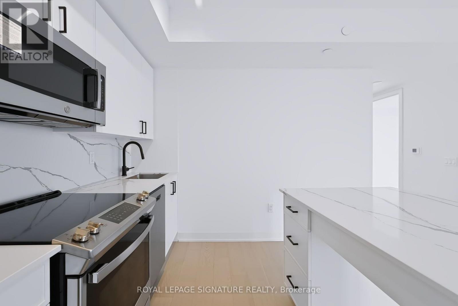 1104 - 758 Dovercourt Road, Toronto, Ontario  M6H 0G7 - Photo 12 - W13698458