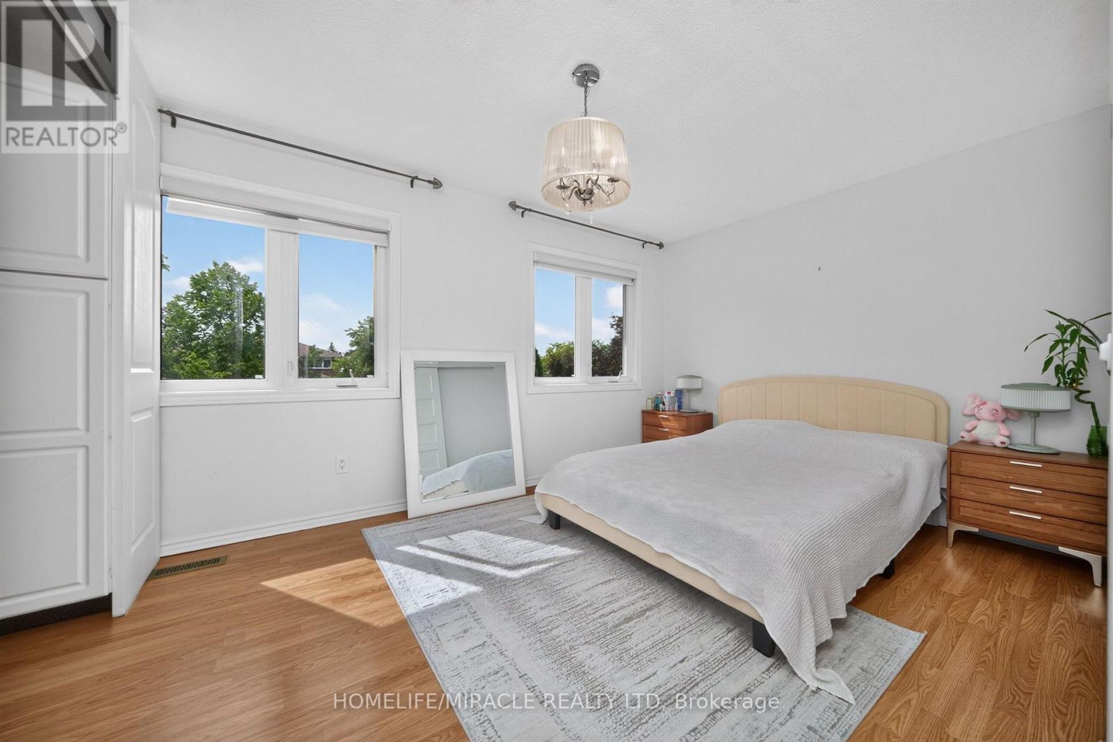 4 Summertime Court, Brampton, Ontario  L6Z 2B4 - Photo 14 - W13698468
