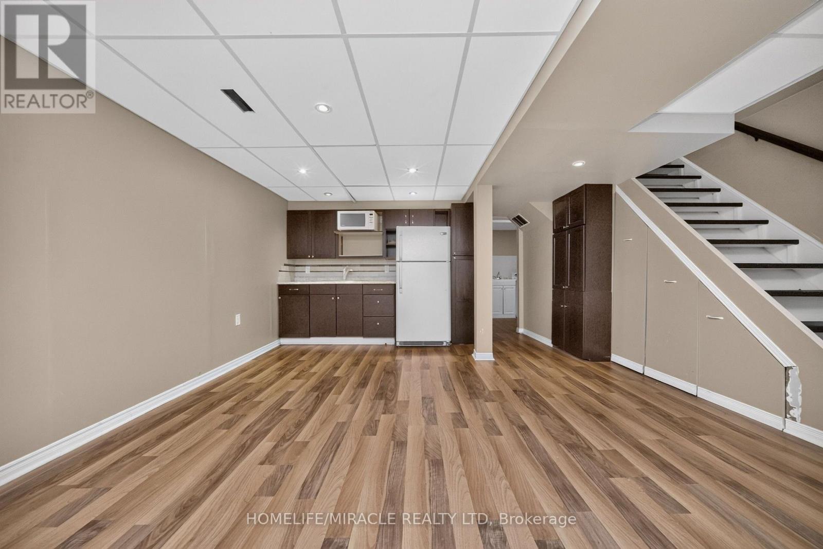 4 Summertime Court, Brampton, Ontario  L6Z 2B4 - Photo 26 - W13698468
