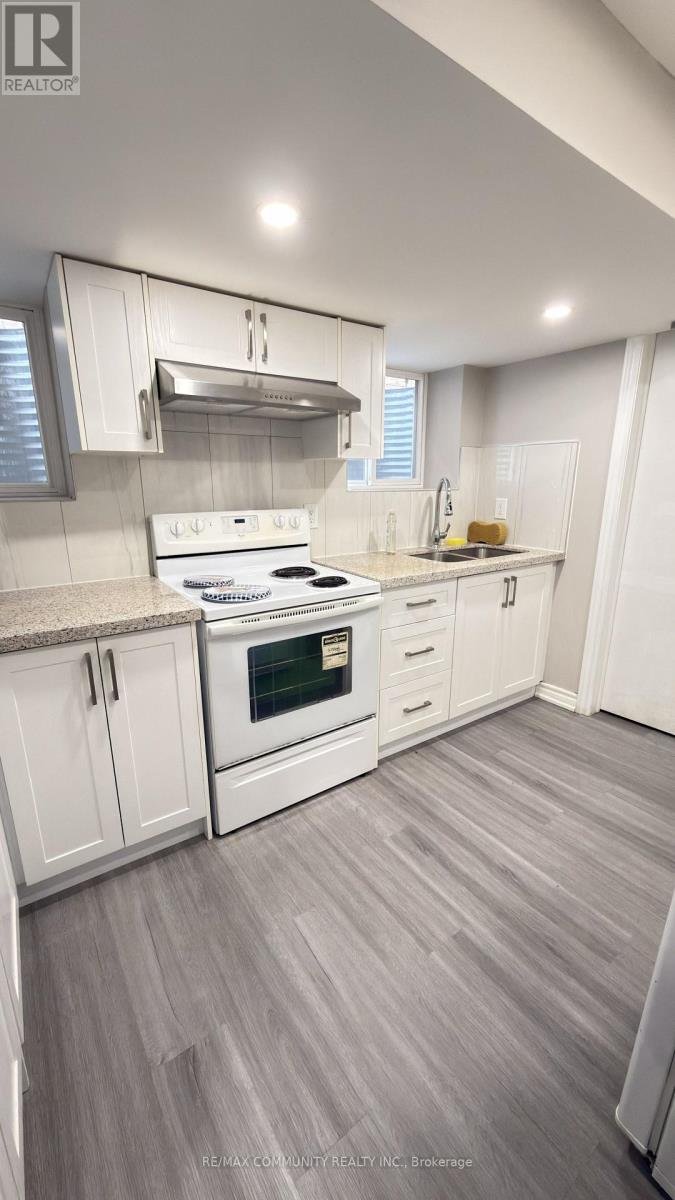 3336 Stoney Crescent, Mississauga, Ontario  L5M 0N6 - Photo 7 - W13698470