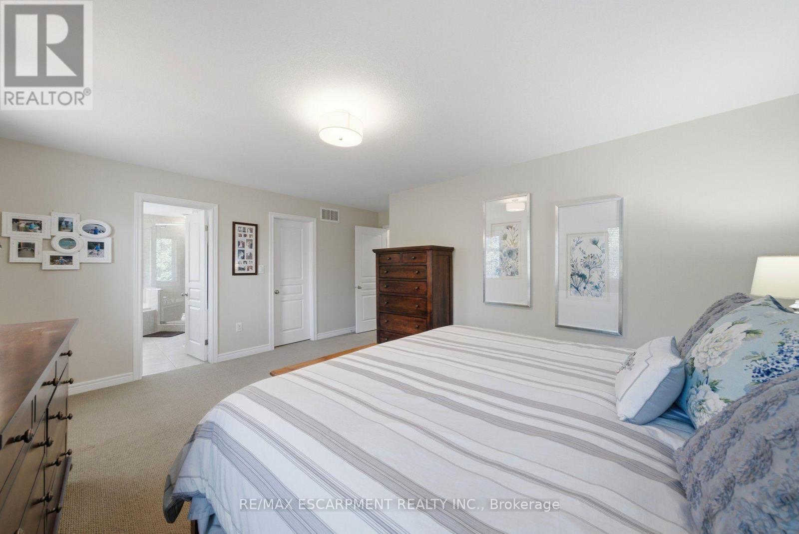 401 Valridge Drive, Hamilton, Ontario  L9G 0B2 - Photo 32 - X13698428