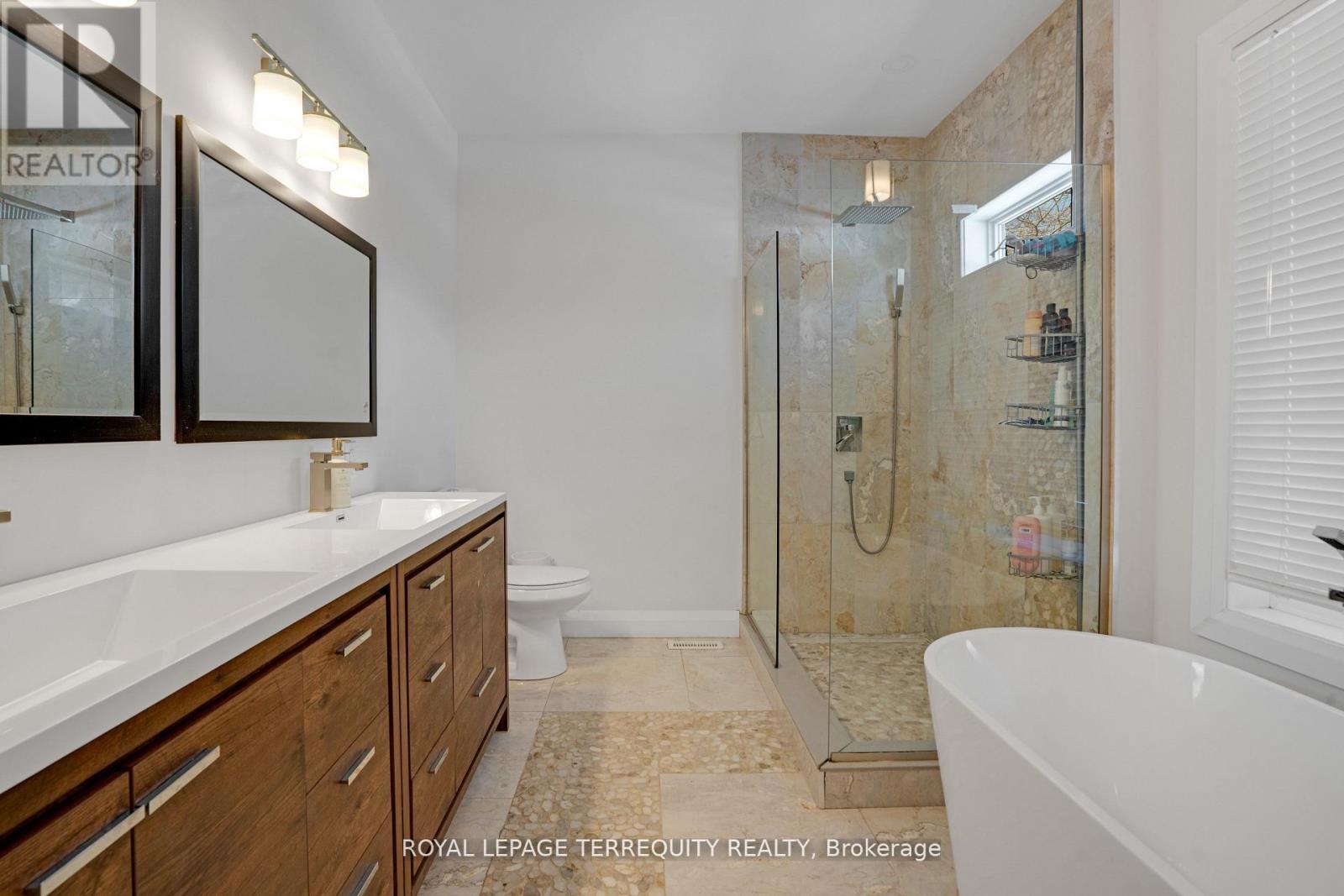 716 North Shore Boulevard E, Burlington, Ontario  L7T 1X6 - Photo 14 - W13698454