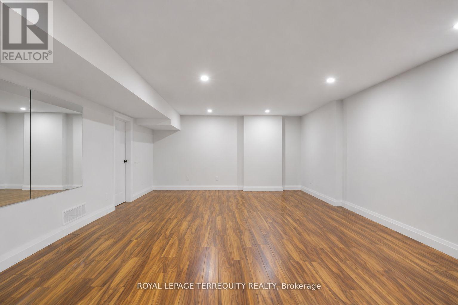 716 North Shore Boulevard E, Burlington, Ontario  L7T 1X6 - Photo 21 - W13698454