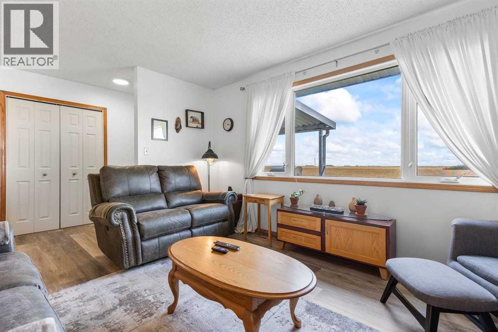 310 Stuart Street, Blackie, Alberta  T0L 0J0 - Photo 11 - A2339136