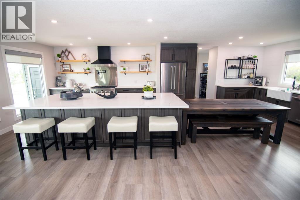 264057 562 Avenue E, Rural Foothills County, Alberta  T0L 0J0 - Photo 5 - A2338310