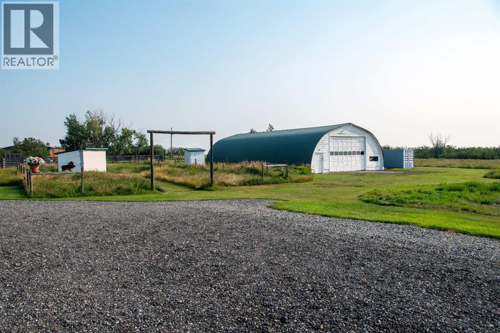 264057 562 Avenue E, Rural Foothills County, Alberta  T0L 0J0 - Photo 49 - A2338310