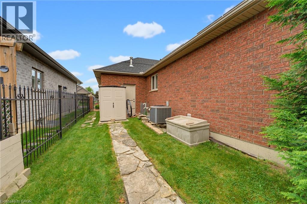 1 Galinee Trail, Port Dover, Ontario  N0A 1N9 - Photo 48 - 40856097