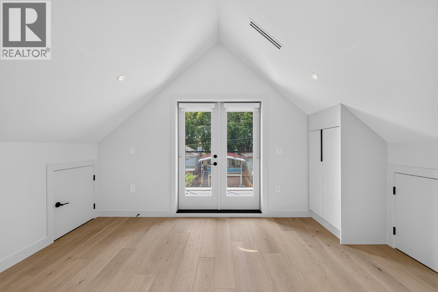 2 58 E 40th Avenue, Vancouver, British Columbia  V5W 1L4 - Photo 32 - R3157770