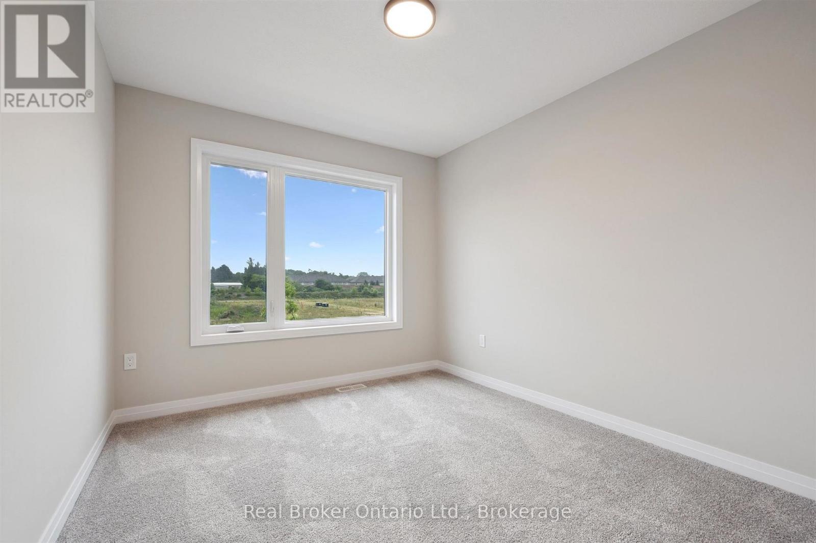 60 Ayr Meadows Crescent, North Dumfries, Ontario  N0B 1E0 - Photo 18 - X13698484