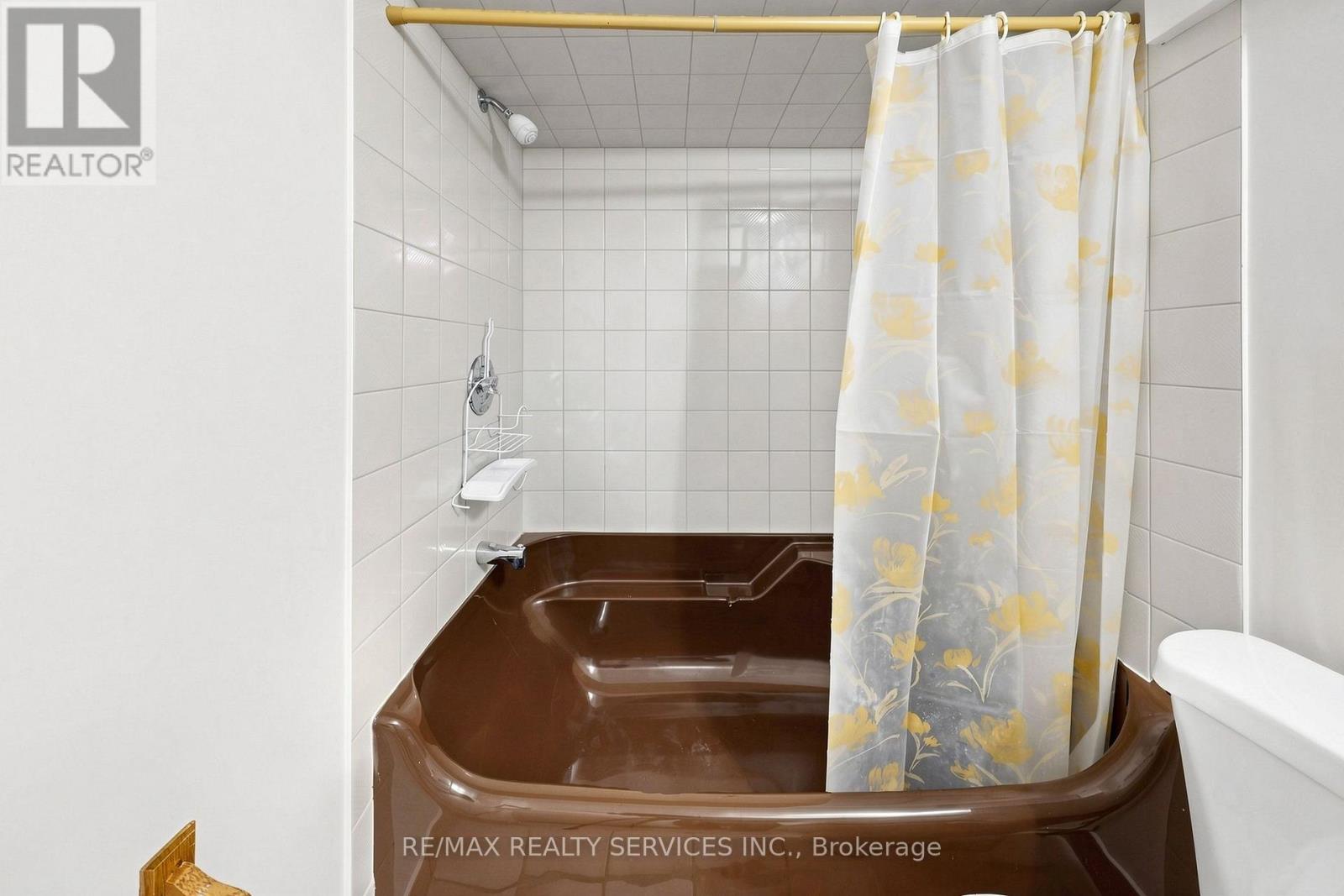 25 Malcolm Crescent, Brampton, Ontario  L6S 3C7 - Photo 42 - W13698480